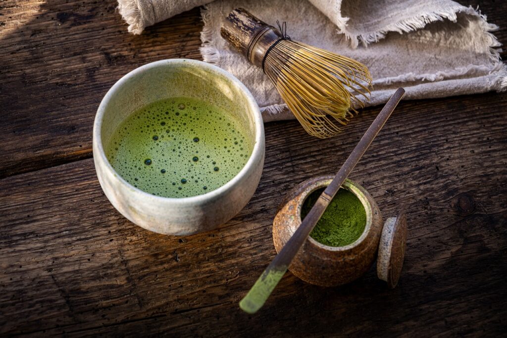 https://comoricoffee.com/wp-content/uploads/2022/02/matcha-img-1024x682.jpeg